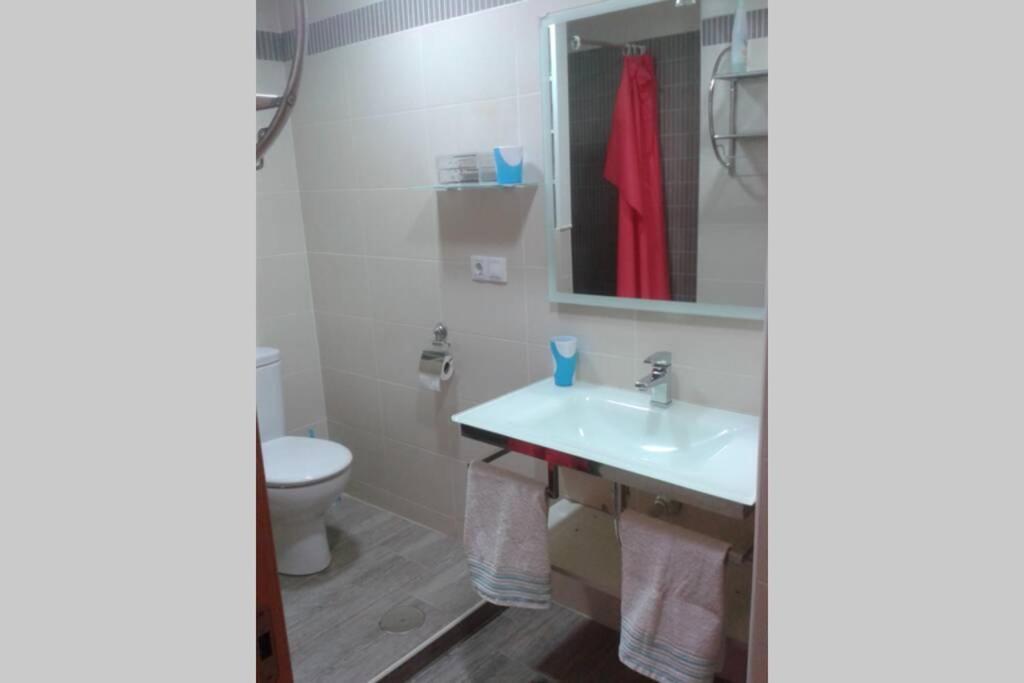 Bonito Apartamento Cerca Del Puerto Малага Экстерьер фото