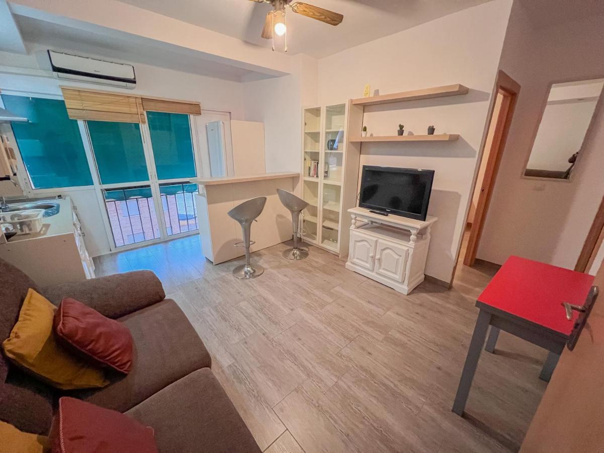 Bonito Apartamento Cerca Del Puerto Малага Экстерьер фото